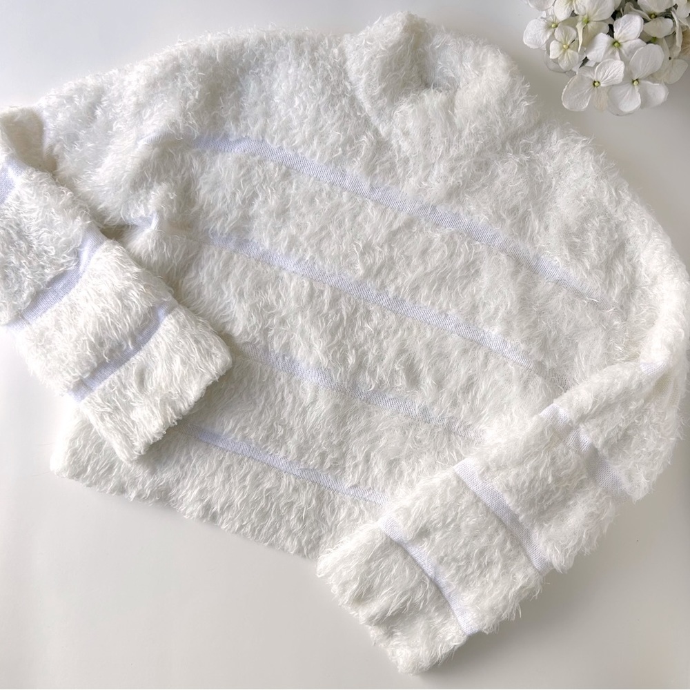 3/$20 Freshman 1996 White Fuzzy Sweater